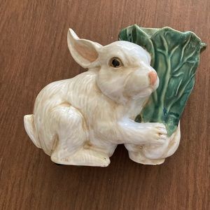 Bunny planter or vase. Great Easter 🐣 gift!!
